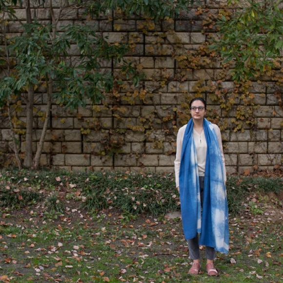 Indigo Shibori silk scarf/shawl/wrap - Picture 5 of 8